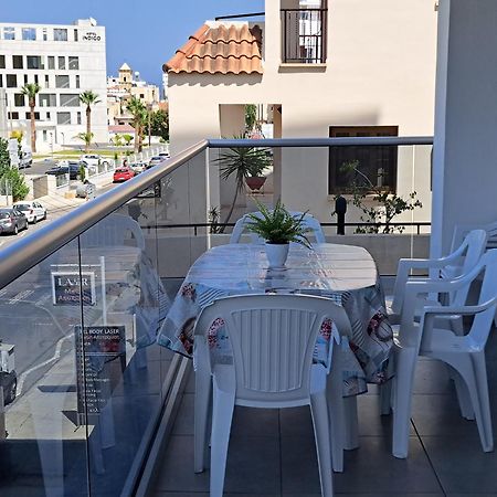 Albert'S Apartment St Lazarus 402 B - First Floor Larnaca Exterior photo