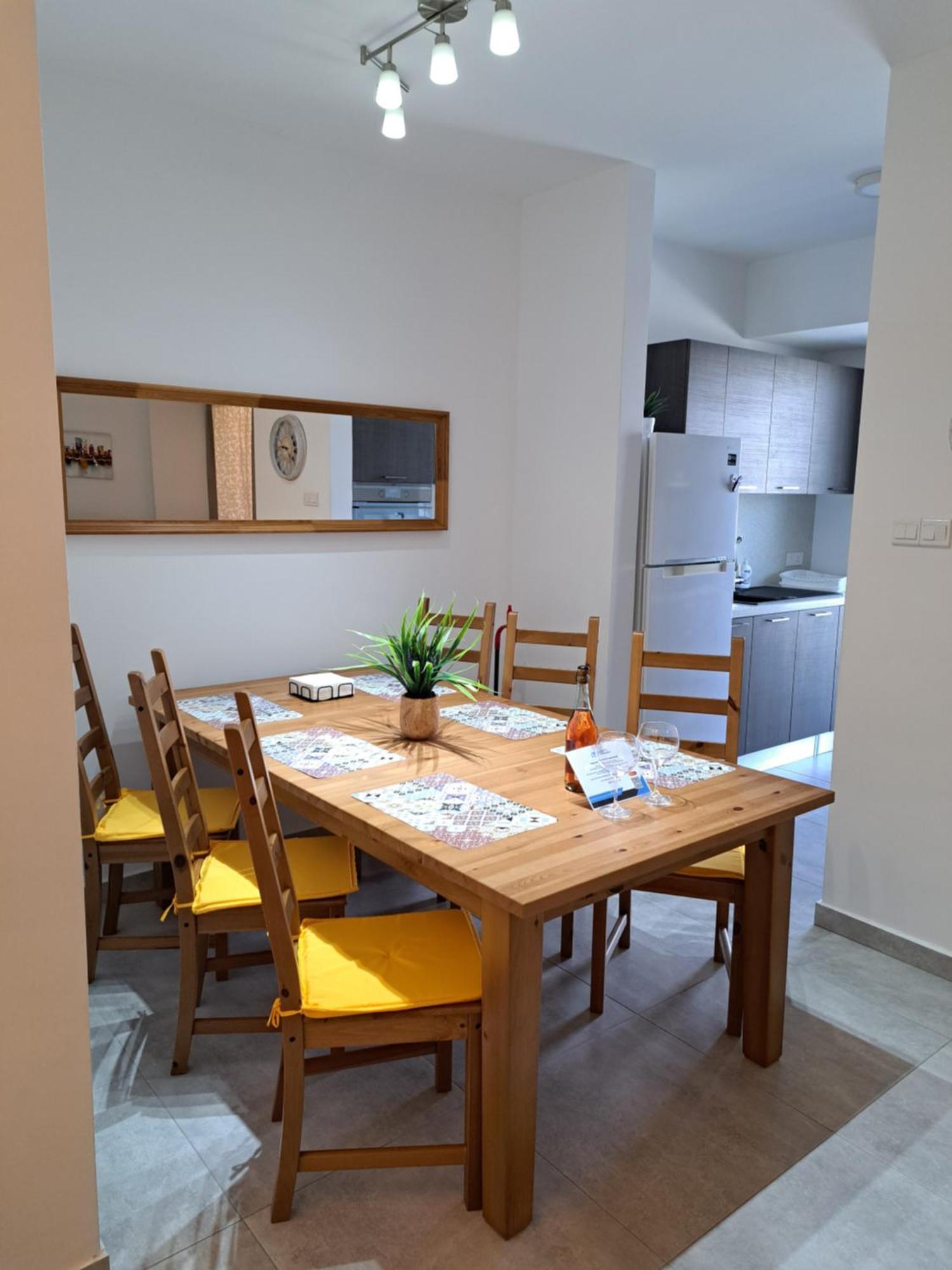 Albert'S Apartment St Lazarus 402 B - First Floor Larnaca Exterior photo